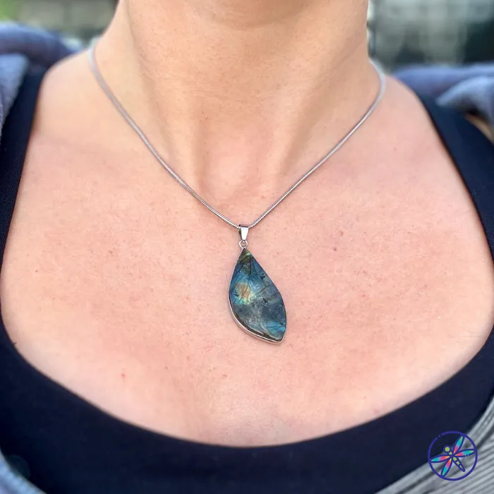 Necklaces CSJA Mermaid Heart Labradorite Necklace