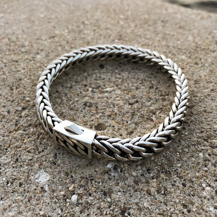Bracelets Kartika Jewelry Minimal Weave Bracelet 6mm