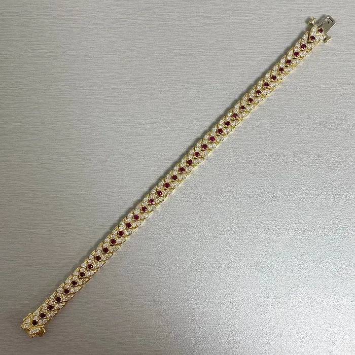 Beauvince Bracelets Beauvince Directions Bracelet 438 ct Diamonds Rubies in Yellow Gold