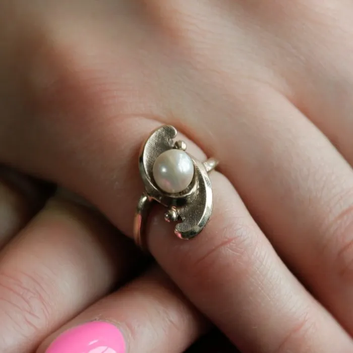 Rings 1960s 10k Double Wave Ring with Natural Pearl Sz 475 Cival Vintage Antique